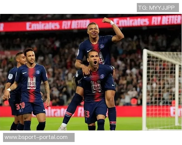 中超精彩对决国米与巴黎圣日耳曼战成平局帽子戏法点燃全场激情