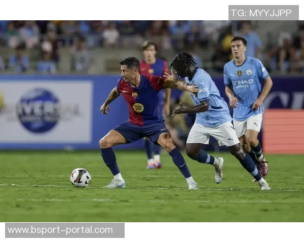 西甲精彩对决波尔图大胜曼城帽子戏法引爆全场激情 西甲精彩对决波尔图大胜曼城帽子戏法引爆全场激情