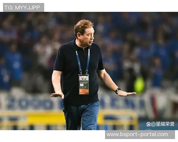 欧联杯精彩对决利物浦与里昂1比1平局引发争议判罚全场沸腾