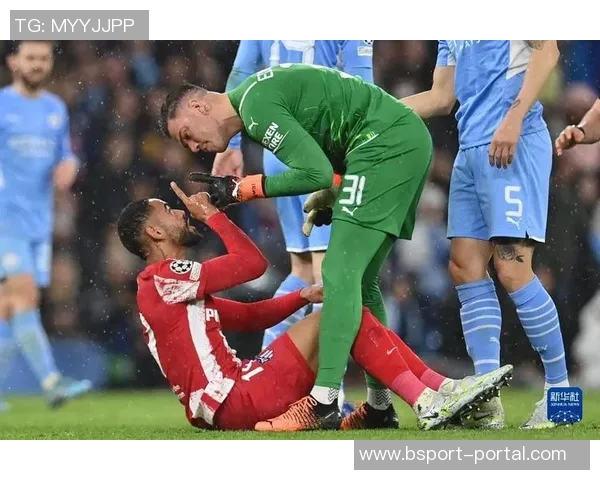 欧冠激战马竞与巴黎圣日耳曼平局红牌事件引发全场热议与转会猜测