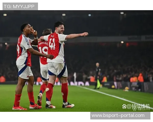 中超激战曼联与阿森纳战成平局绝杀瞬间引发全场狂欢与转会传闻