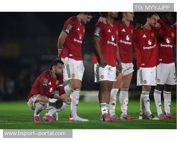 中超精彩对决曼联与巴萨激战成平补时进球引爆全场热情